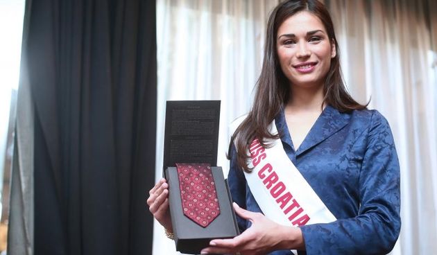 Konferencija za medije na kojoj je miss Hrvatske 2015. Maja Spahija najavila svoj skorasnji odlazak u Kinu na izbor za Miss Svijeta. Photo: Sanjin Strukic/PIXSELL