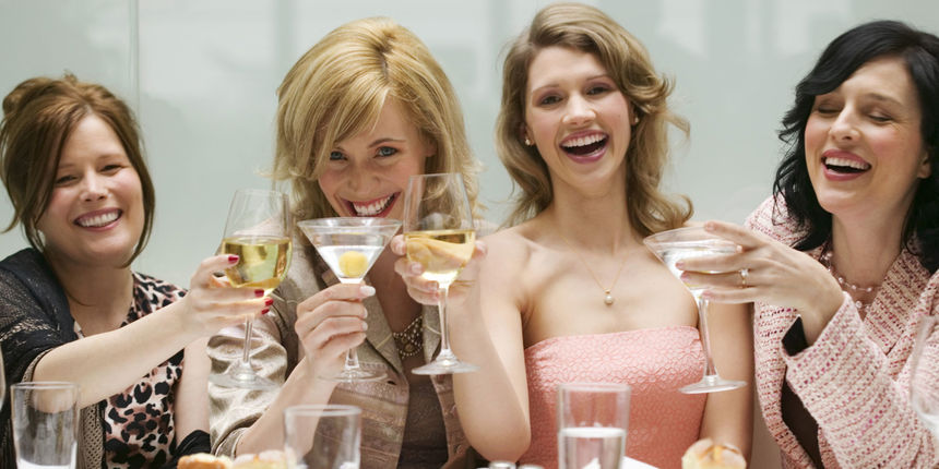 Žene proslava, prijateljice, alkohol