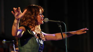 Zadar, 010809.
Koncert Severine na gradskom bazenu Kolovare.
Foto: Jure Miskovic / CROPIX