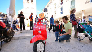 Vespe na Forumu Vespe na Forumu