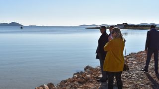 Otvoren dječji vrtić u Pakoštanima i započeli radovi na izgradnji luke u Dragama Otvoren dječji vrtić u Pakoštanima i započeli radovi na izgradnji luke u Dragama