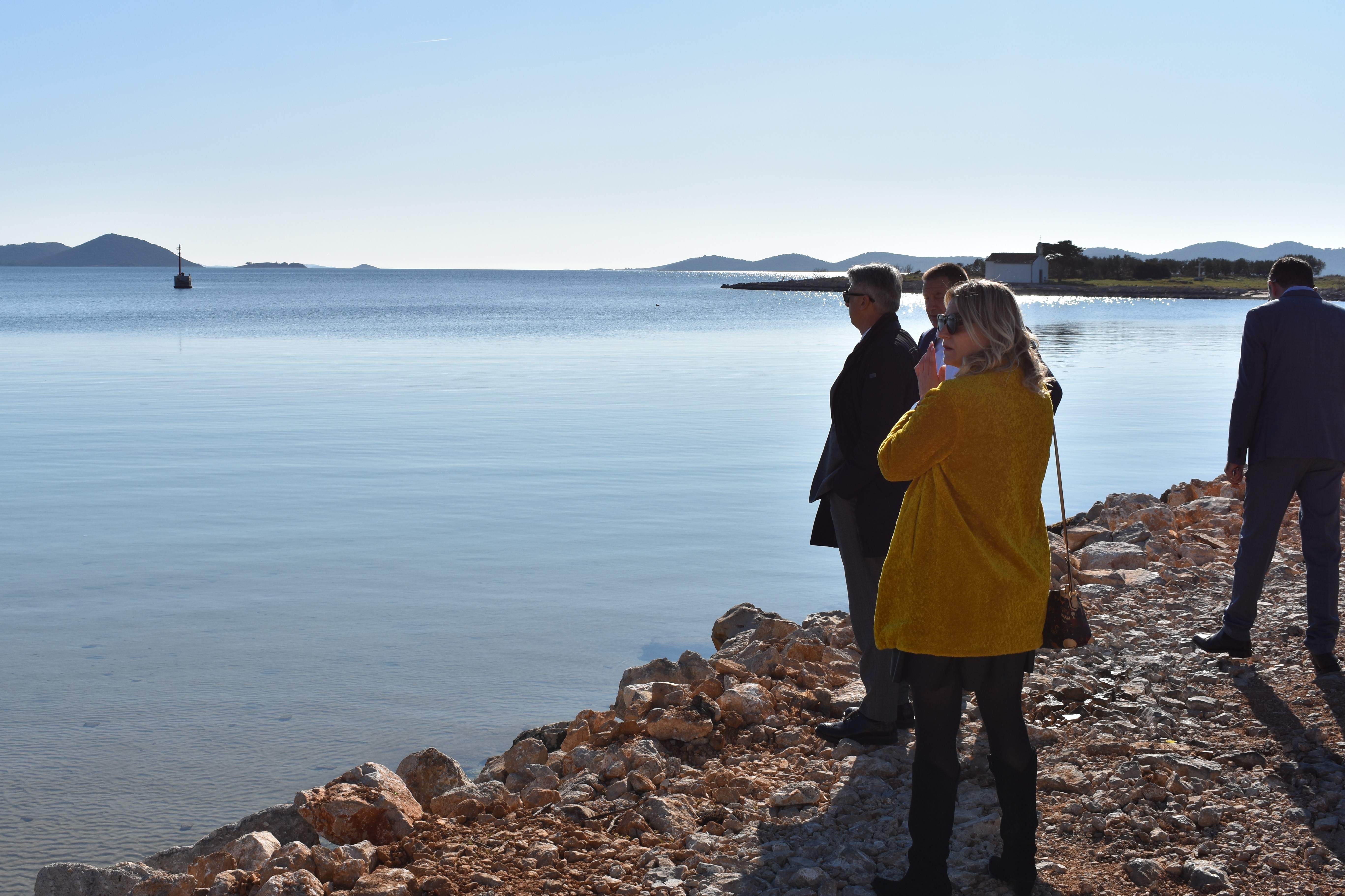 Otvoren dječji vrtić u Pakoštanima i započeli radovi na izgradnji luke u Dragama Otvoren dječji vrtić u Pakoštanima i započeli radovi na izgradnji luke u Dragama