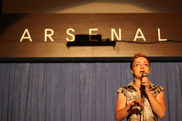 Arsenal : Večer stand up komedije (Saša Čuka)