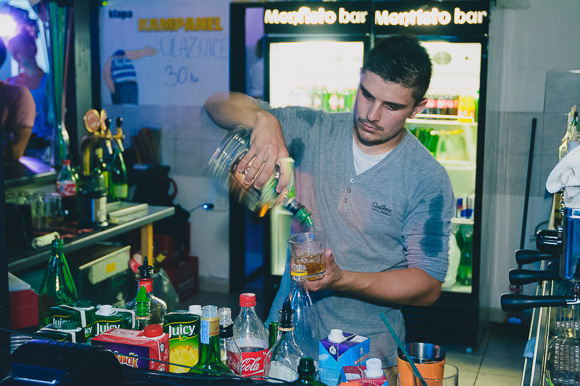 Klapa Kampanel @ Menfisto bar, 18.7.2015. (foto: Ivan Toman) Klapa Kampanel @ Menfisto bar, 18.7.2015. (foto: Ivan Toman)