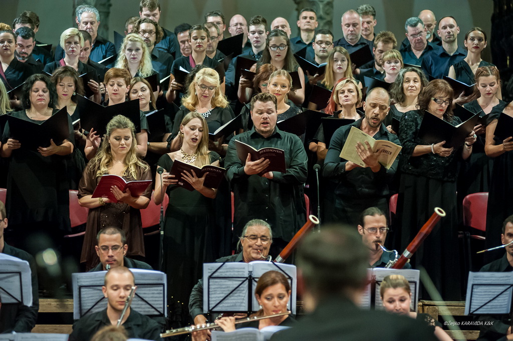 Zadarski komorni orkestar: Beethovenova Deveta simfonija u katedrali Sv. Stošije
