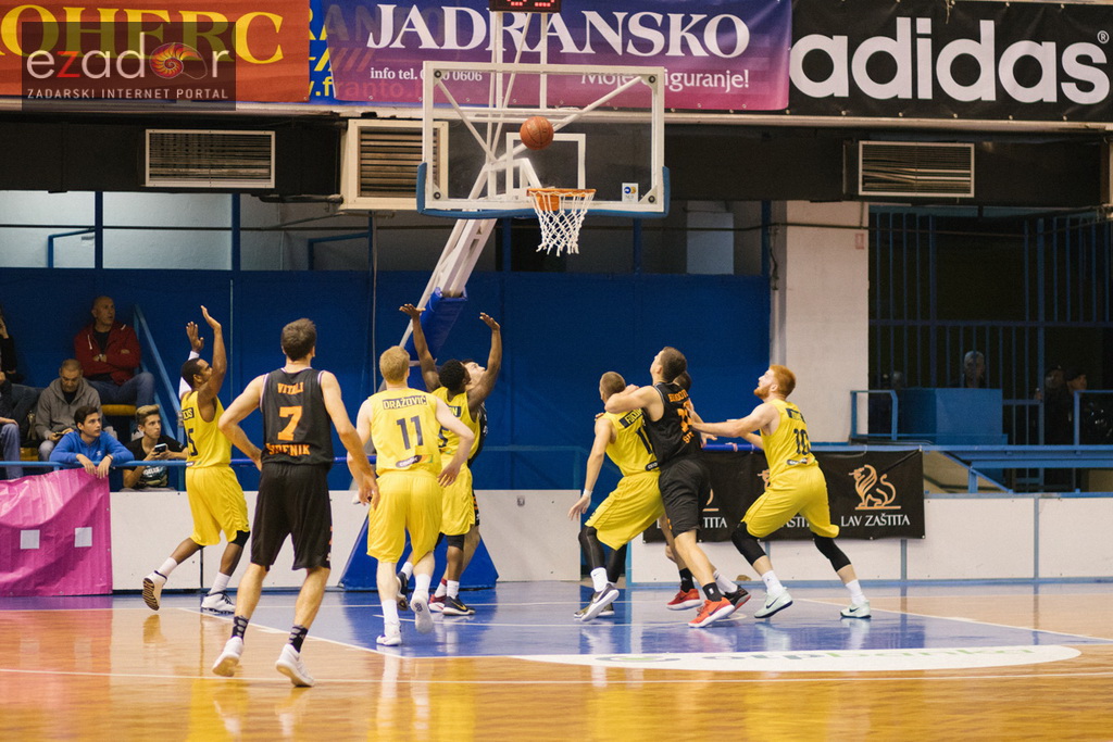 HT Premijer liga, 3. kolo: KK Jazine Arbanasi – GKK Šibenik 36-72 HT Premijer liga, 3. kolo: KK Jazine Arbanasi – GKK Šibenik 36-72