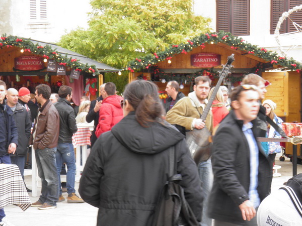 OLYMPUS DIGITAL CAMERA OLYMPUS DIGITAL CAMERA