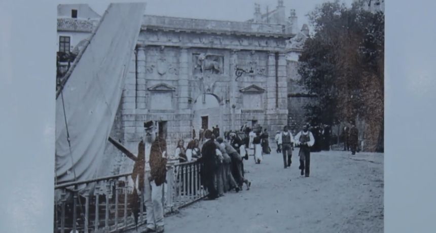 Zadar kakav je nekada bio: mjesto susreta kultura i različitih načina življenja Zadar kakav je nekada bio: mjesto susreta kultura i različitih načina življenja