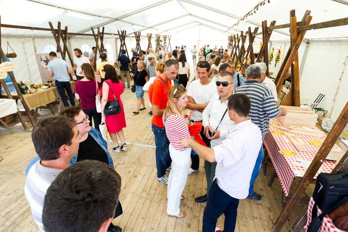 Gradska Loža: Svečano otvorenje 1. Pčelarskog sajma