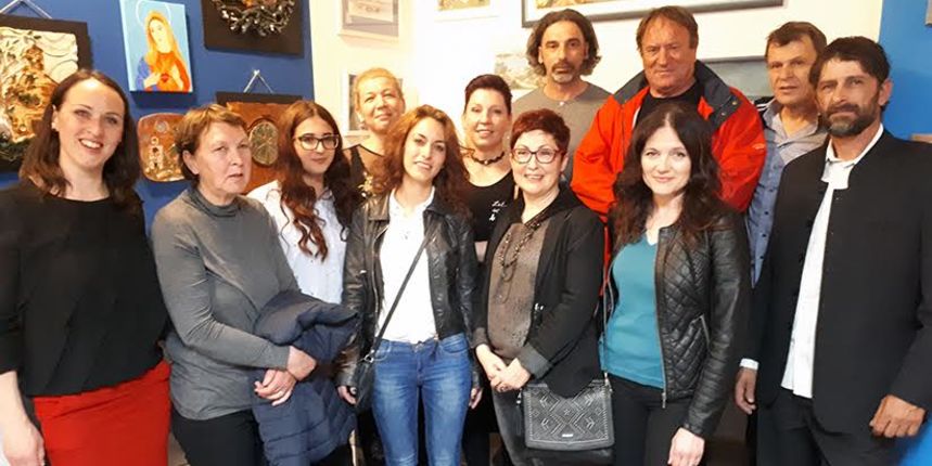 Bibinje stvara 2017: Bibinjski umjetnici okupljeni u Lucinoj butigi Bibinje stvara 2017: Bibinjski umjetnici okupljeni u Lucinoj butigi
