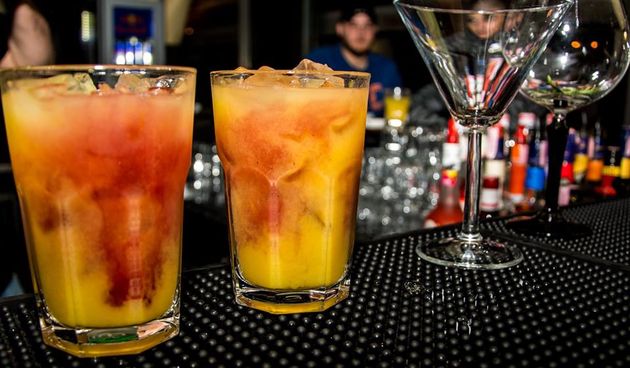 Kult, Dišpet, alkohol, piće, di večeras