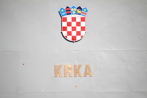 Polazak ratnog broda HRM-a sa zadarske rive (foto:Saša Čuka)