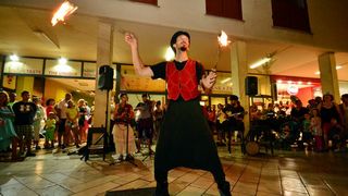 Performeri Saraswati na KalelargArt-u ; foto Iva Perinčić Performeri Saraswati na KalelargArt-u ; foto Iva Perinčić