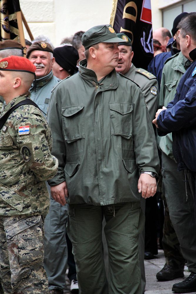 21. obljetnica VRA “Maslenica”: Mimohod branitelja 21. obljetnica VRA “Maslenica”: Mimohod branitelja