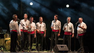 Zorica Kondža i klapa Cambi @ bazen Ilirije u Biogradu