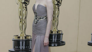 82. Red Carpet Oscara (oscar.go.com)