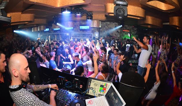 R’N’B Exclusive @ Maraschino bar