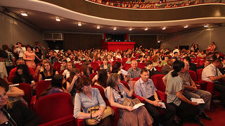 Image 888169 (auto) Image 888169 (auto)