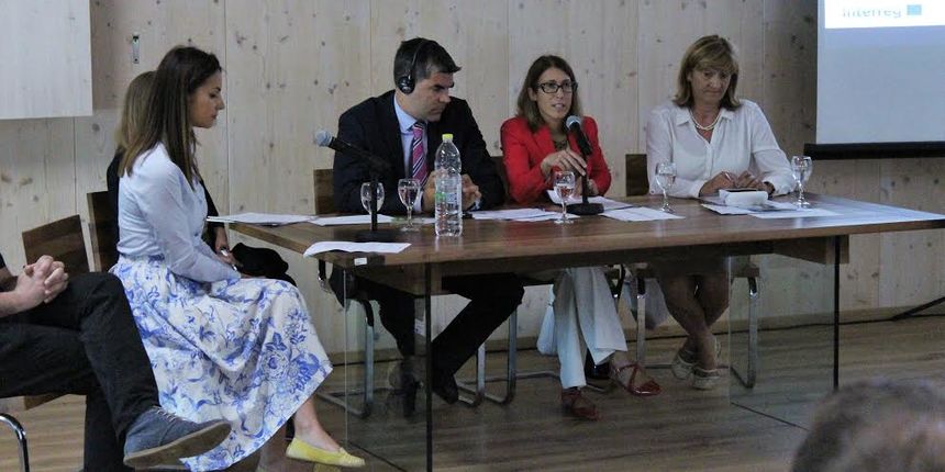 Hrvatskim i Mađarskim poduzetnicima na raspolaganju 55 milijuna kuna Hrvatskim i Mađarskim poduzetnicima na raspolaganju 55 milijuna kuna