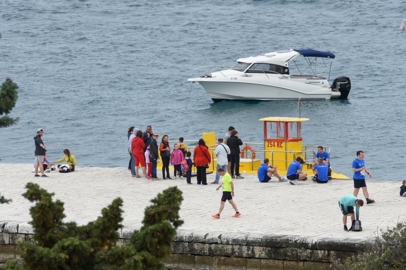 Zadar: Okupljanje natjecatelja prije sportske utrke Wings for life world run 2015., Photo: Dino Stanin/PIXSELL