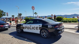Pink Wing, jedinstvena gastro-turistička karavana luksuznih automobila gostovala je u Zadru na Pozdravu suncu. Foto: Mladen Malik