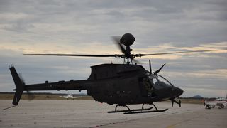 Letačka obuka nove skupine pilota na Kiowama