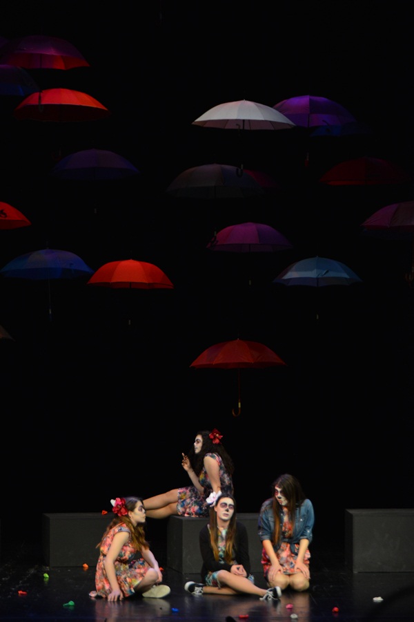 HNK Zadar: Premijera predstave “Tko i što brani”, Igrajmo se HNK Zadar: Premijera predstave “Tko i što brani”, Igrajmo se