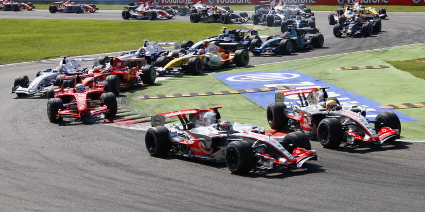 Start utrke za VN Italije u Monzi (Foto:TgCom.it) Start utrke za VN Italije u Monzi (Foto:TgCom.it)