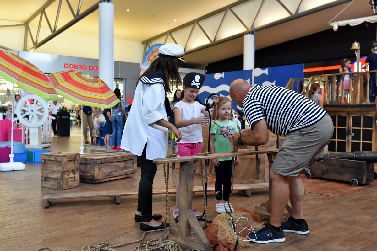 Supernova: Adio školo i dodjela ključeva dobitniku nagradne igre Supernova: Adio školo i dodjela ključeva dobitniku nagradne igre