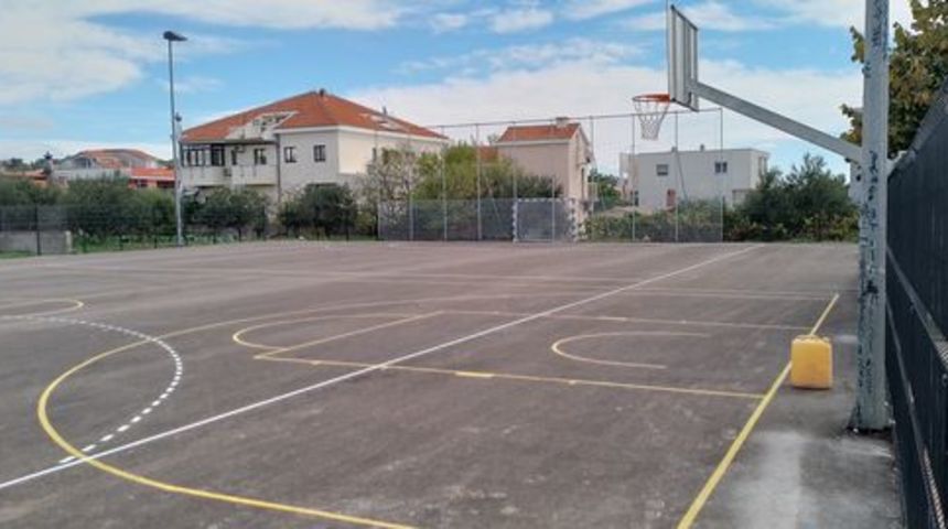 Obnovljeno još jedno sportsko igralište