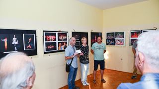 U MO Stanovi upriličeno je svečano otvorenje izložbe fotografija “Igrajmo se” autorice Ive Perinčić U MO Stanovi upriličeno je svečano otvorenje izložbe fotografija “Igrajmo se” autorice Ive Perinčić