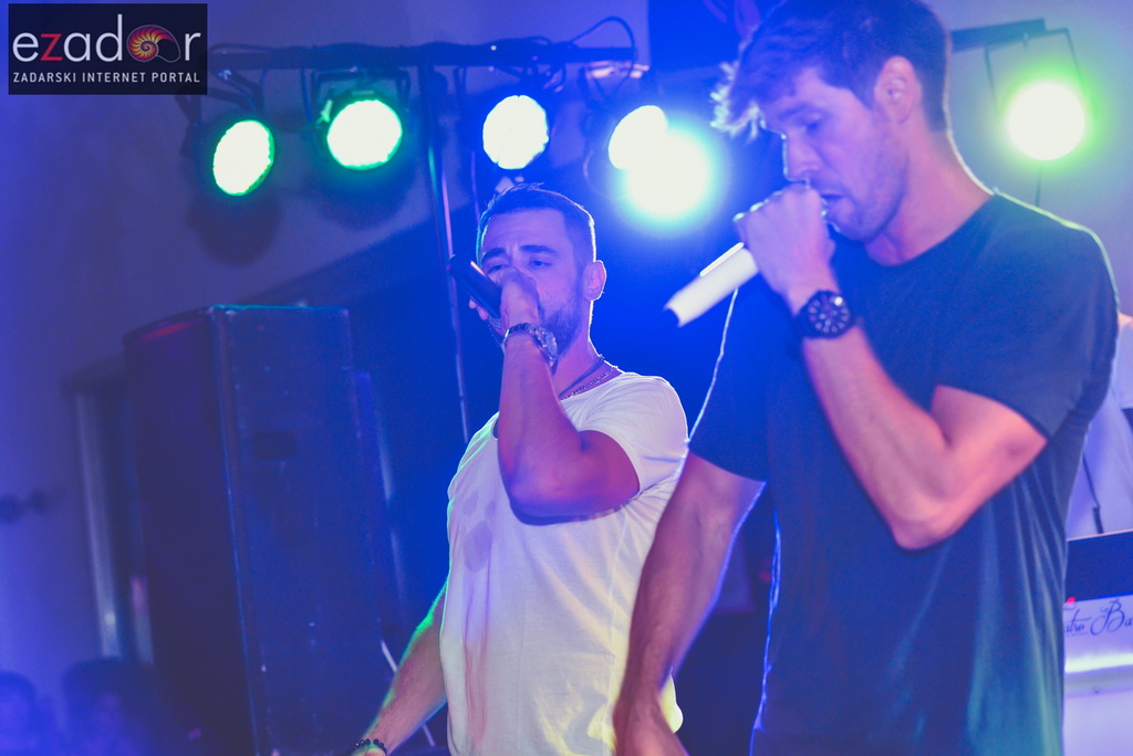 Connect @ Teatro bar & Zlatni kutić Connect @ Teatro bar & Zlatni kutić