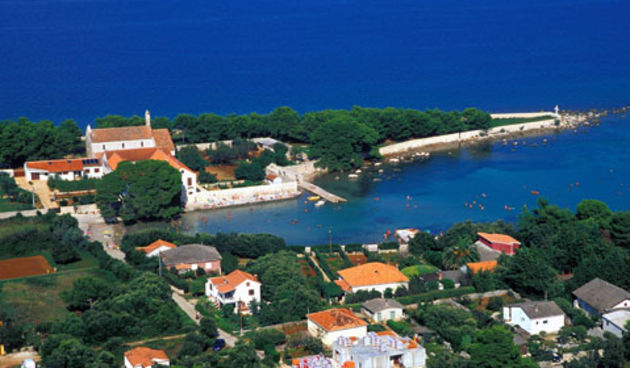 Ugljan (Foto: apartmaniugljan.com)