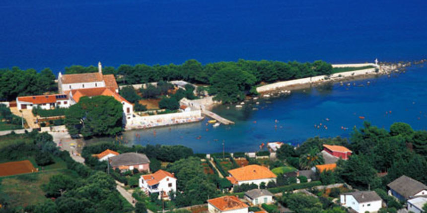 Ugljan (Foto: apartmaniugljan.com) Ugljan (Foto: apartmaniugljan.com)