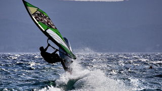 Surferi i kiteri došli na svoje pred neveru