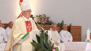 U Skabrnji odrzano veliko misno slavlje i procesija povodom blagdana Velike Gospe U Skabrnji odrzano veliko misno slavlje i procesija povodom blagdana Velike Gospe