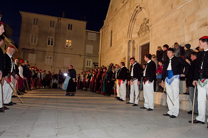 Paški karneval 2012, Foto: Leo Banić