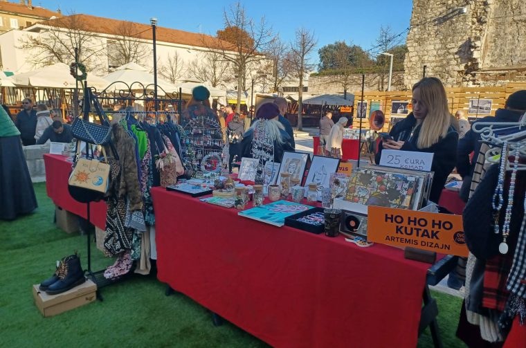 Prvo izdanje sajma “Ovo & Ono” privuklo brojne posjetitelje Prvo izdanje sajma “Ovo & Ono” privuklo brojne posjetitelje