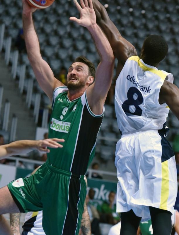 Zadar Dogus Basketball Tournament: Fenerbahçe Ülker – Darüşşafaka Doğuş 62-59, Foto: Dino Stanin/PIXSELL Zadar Dogus Basketball Tournament: Fenerbahçe Ülker – Darüşşafaka Doğuş 62-59, Foto: Dino Stanin/PIXSELL