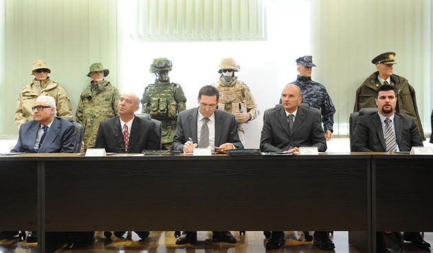 Potpisani ugovori za nabavu vojne opreme u vrijednosti 32,5 milijuna kuna, foto: morh.hr