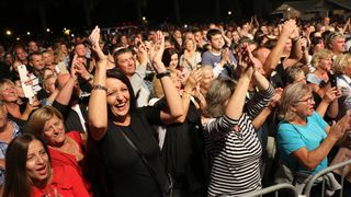 Tony Cetinski priredio spektakl za kraj Virskog ljeta