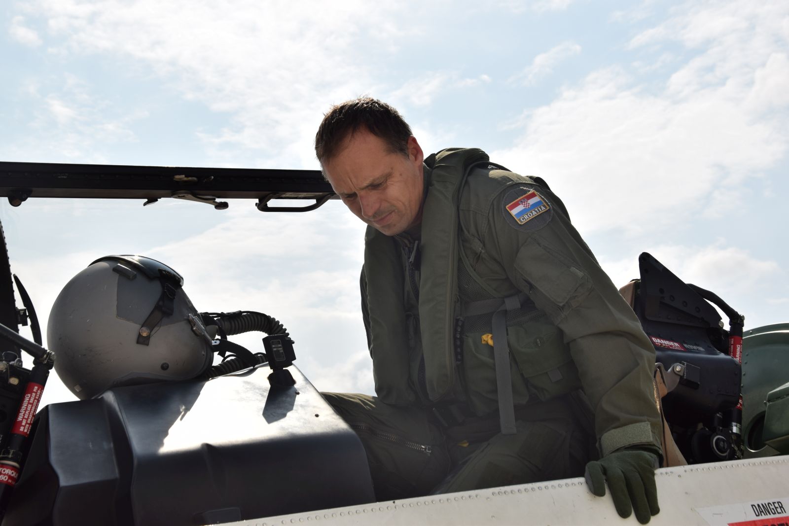 Pukovnik Harapin ostvario 2 tisuće sati naleta na Pilatusu Pukovnik Harapin ostvario 2 tisuće sati naleta na Pilatusu