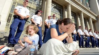 Izbjeglice i imigranti na željezničkom kolodvoru Keleti ulicama Budimpešte, Photo: Marko Jurinec/PIXSELL Izbjeglice i imigranti na željezničkom kolodvoru Keleti ulicama Budimpešte, Photo: Marko Jurinec/PIXSELL