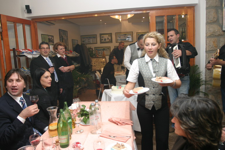 Hotel Vicko Starigrad nagrada Adrian 15.11.2007. Hotel Vicko Starigrad nagrada Adrian 15.11.2007.