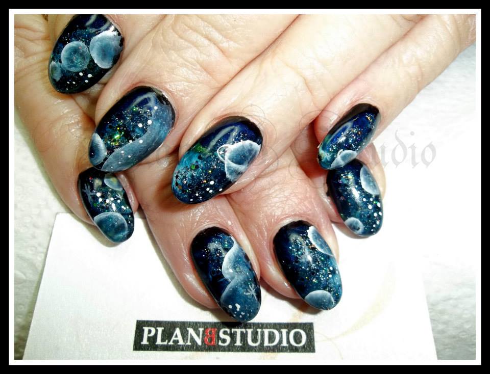 Zrinka Vuksan u konkurenciji natjecanja “Miss Nails” Zrinka Vuksan u konkurenciji natjecanja “Miss Nails”