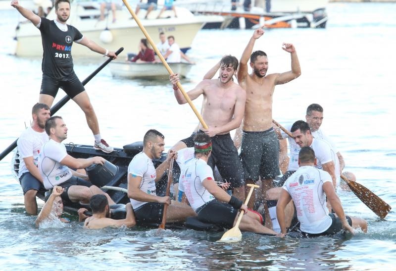 Gusari iz Komina pobjednici Maratona lađa od Metkovića do Ploča