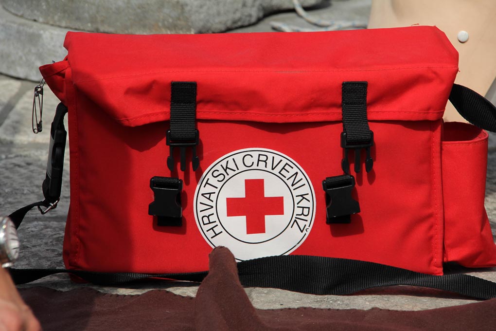 Nacionalna društva Crvenog križa diljem svijeta, potaknuta inicijativom Međunarodne federacije društava Crvenog križa i Crvenog polumjeseca (IFRC), obilježila su i ove godine Svjetski dan prve pomoći. Ovo je bila još jedna prilika da se ukaže na važnost p Nacionalna društva Crvenog križa diljem svijeta, potaknuta inicijativom Međunarodne federacije društava Crvenog križa i Crvenog polumjeseca (IFRC), obilježila su i ove godine Svjetski dan prve pomoći. Ovo je bila još jedna prilika da se ukaže na važnost p