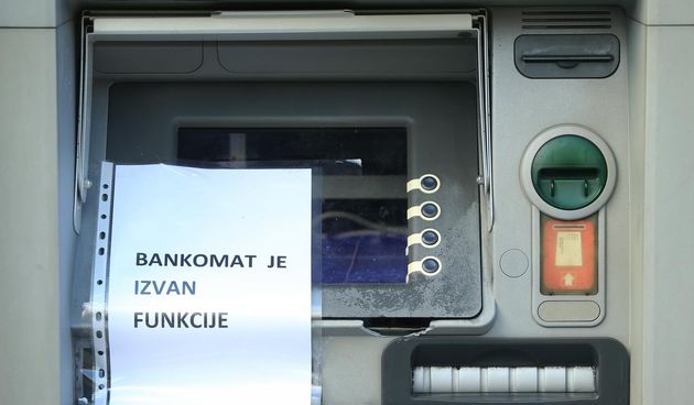 Opljačkana dva bankomata u Zagrebu: policija traga za nepoznatim počiniteljima