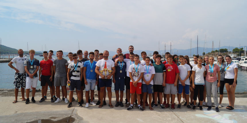 Veslački klub Jadran ukupni pobjednik natjecanja za Kup Dalmacije Veslački klub Jadran ukupni pobjednik natjecanja za Kup Dalmacije