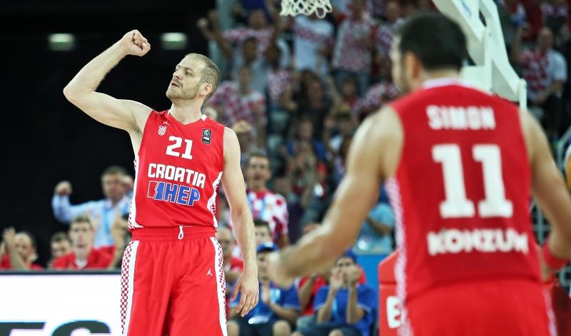 06.09.2015., Arena Zagreb, Zagreb – EuroBasket 2015., skupina C, 02. kolo, Grcka – Hrvatska. Foto: PIXSELL 06.09.2015., Arena Zagreb, Zagreb – EuroBasket 2015., skupina C, 02. kolo, Grcka – Hrvatska. Foto: PIXSELL